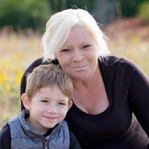 Meet your Posher, Bobbi lee